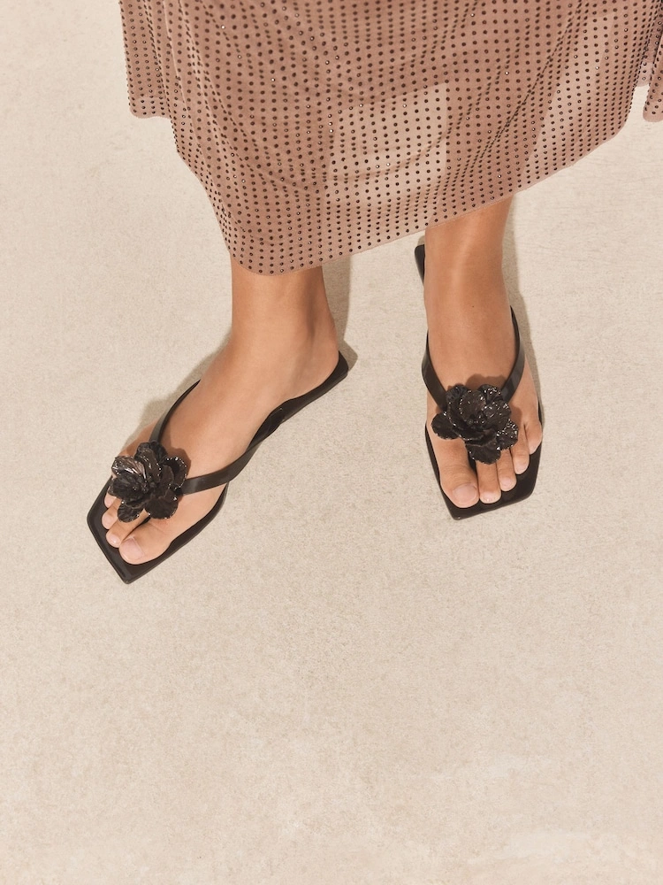 Chocolate Brown Flower Trim Square Toe Flip Flops
