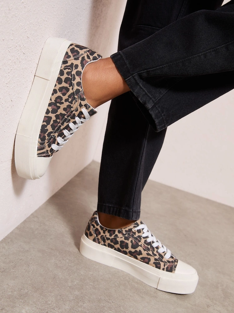 Leopard Canvas Flatform Lace-Up Trainers