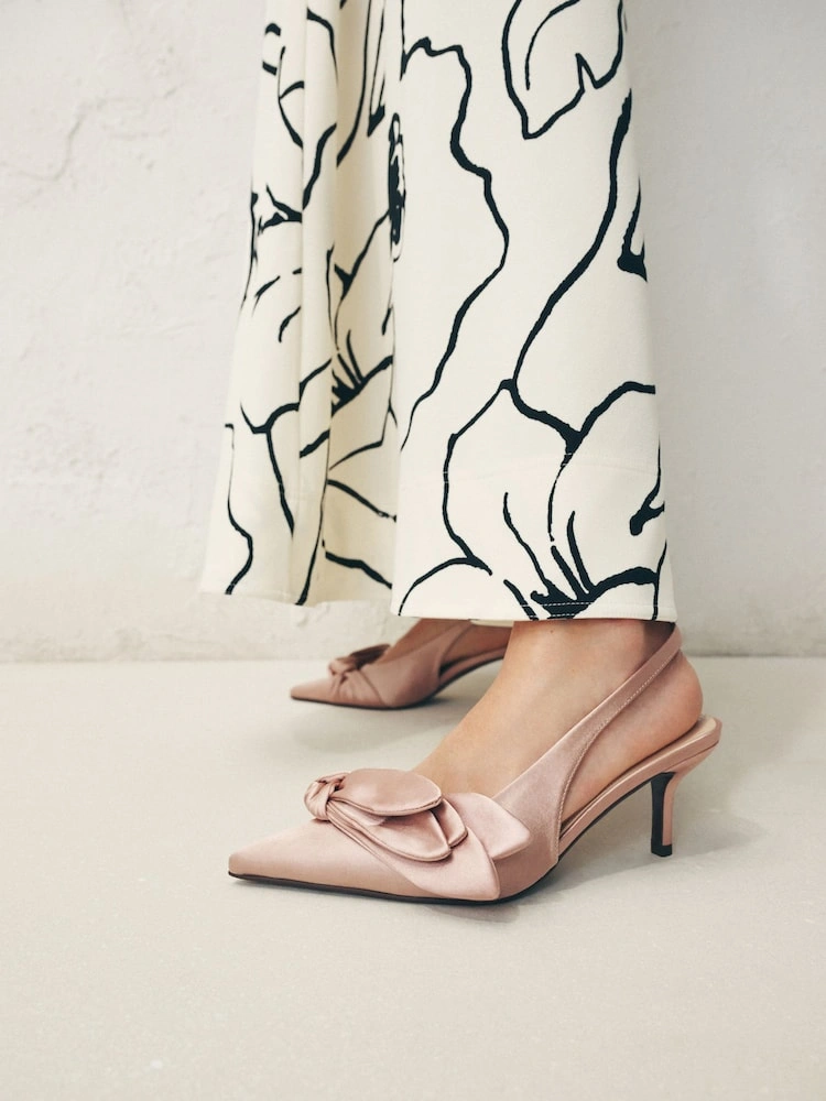 Pink Pointed Toe Petal Slingback Heels image 6