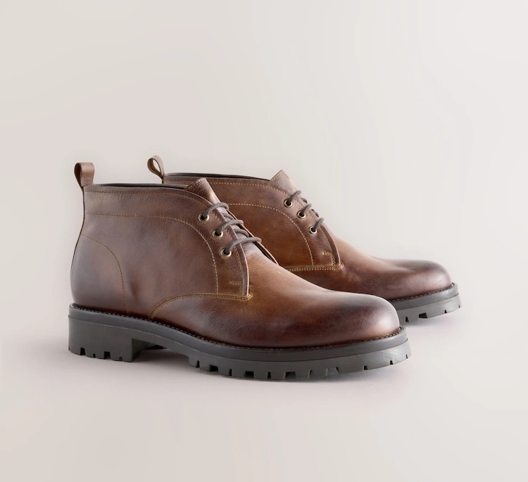 Tan Brown Chunky Leather Chukka Boots