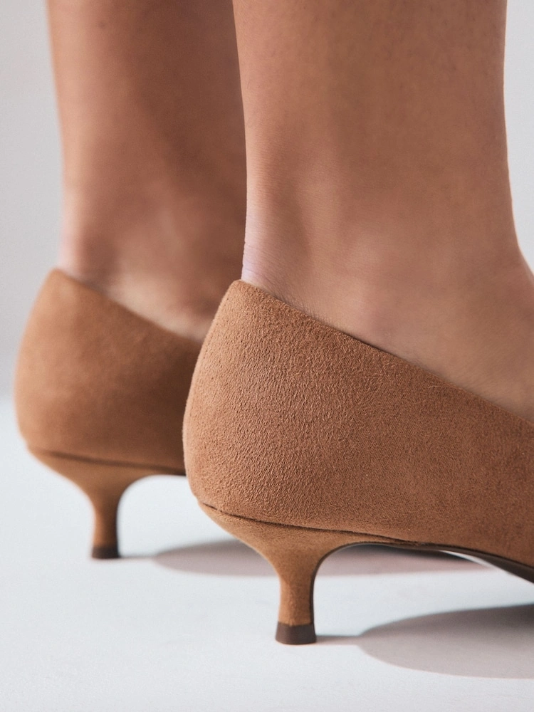 Camel Pointed Toe Kitten Heel Shoes image 3