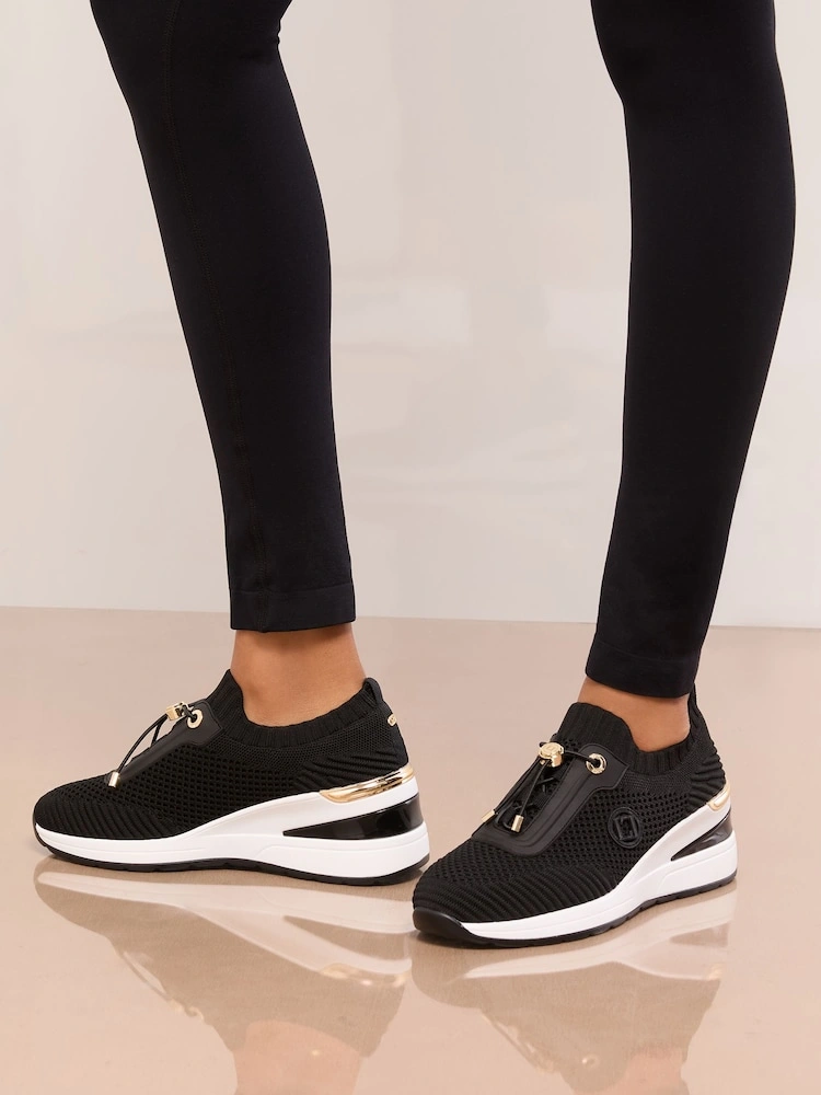 Black Knit Mid Wedge Runner Trainers image 4