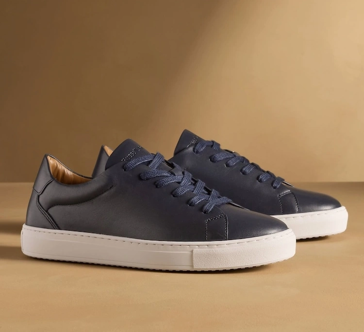 Blue Leather Classic Low-Top Trainers